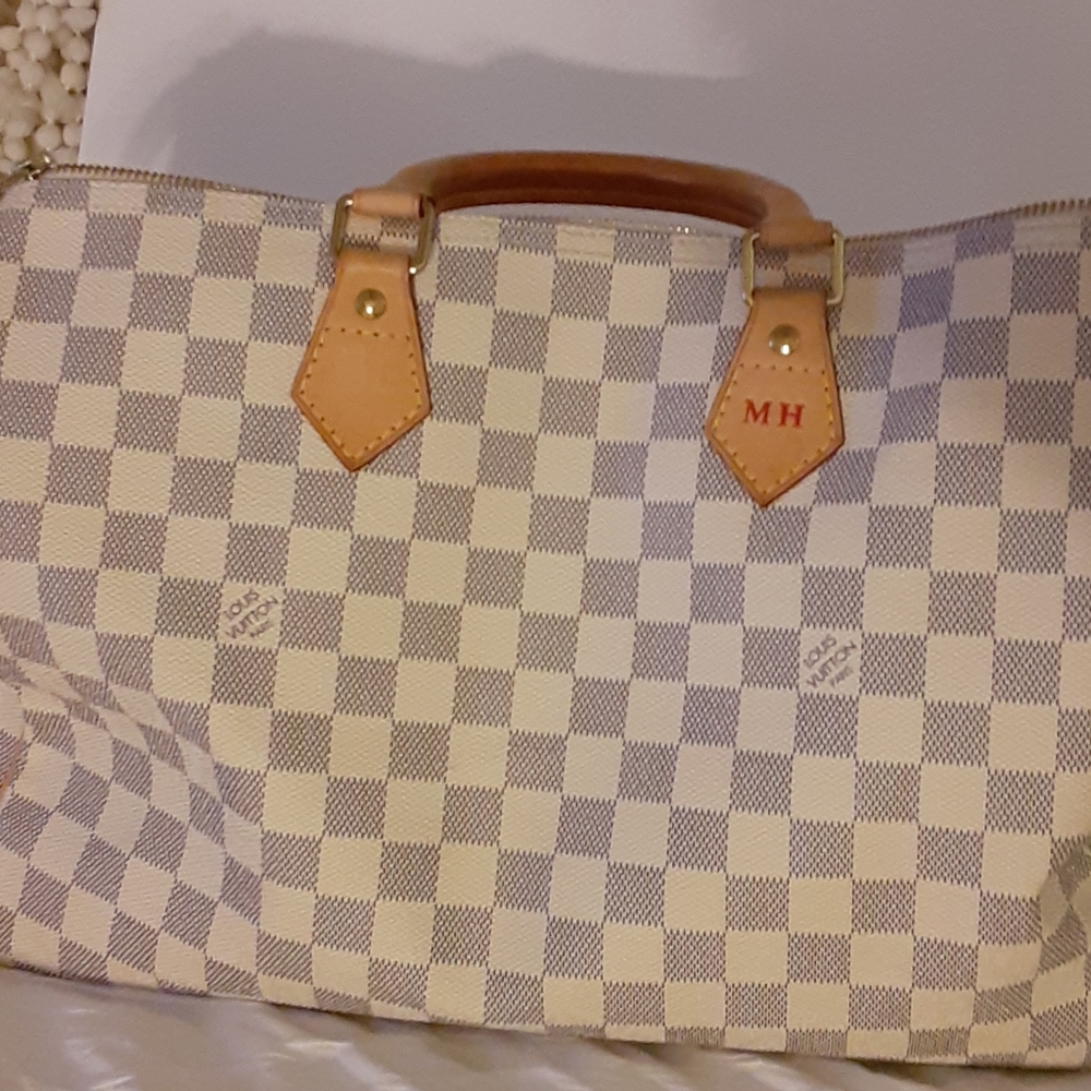 AUTHENTIC!!LouisVuitton Speedy 40